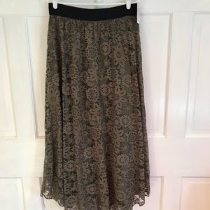 LuLaRoe Lucy skirt